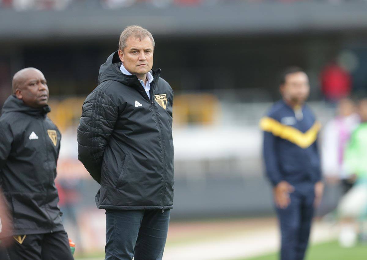 Diego Aguirre foi procurado pelos dirigentes do São Paulo, para uma renovação de contrato
