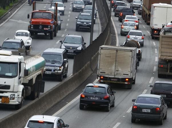 Motorista agora pode parcelar o IPVA não pago em 12x