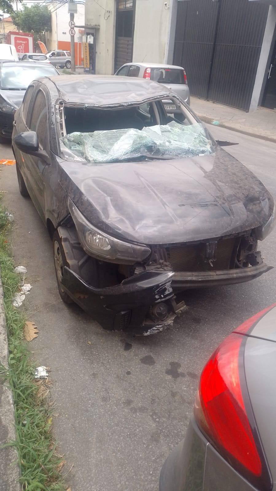 Vendedor Rodrigo Gomes Martins contratou serviço de proteção veicular, bateu o carro e reclama de estar há 4 meses sem o veículo