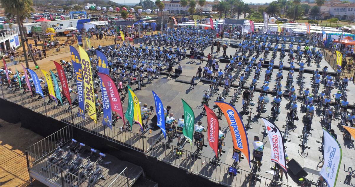 Novo "Pedalando no Topo" deste ano, chama atenção pela experiência e oferece outras atrações além das tradicionais aulas de spinning