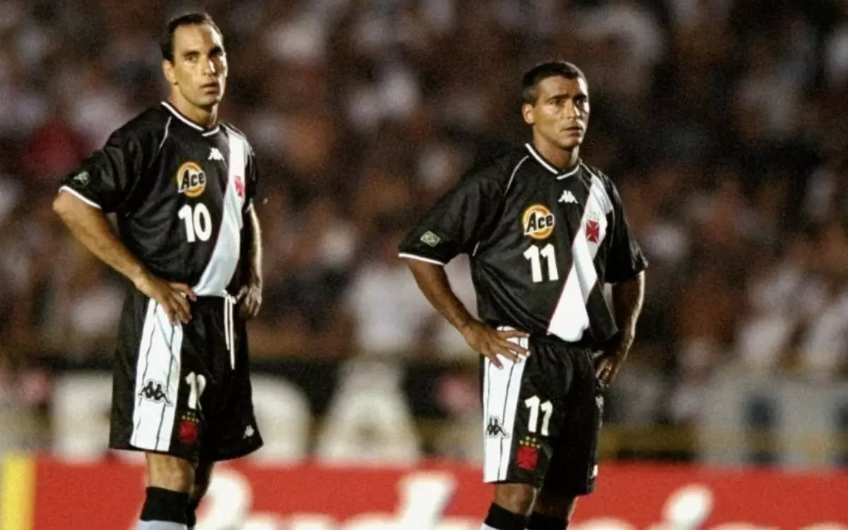 Vasco fez uma ótima campanha no Mundial de Clubes de 2000, mas acabou ficando com o vice-campeonato. (Shaun Botterill/Allsport / Esporte News Mundo)
