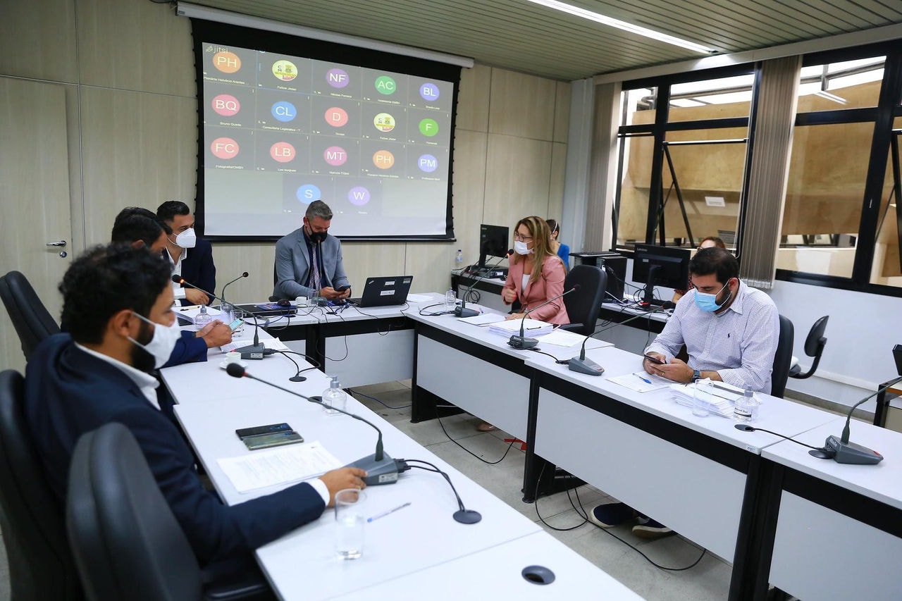 Em reviravolta, CPI da Covid-19 pede o indiciamento de Kalil
