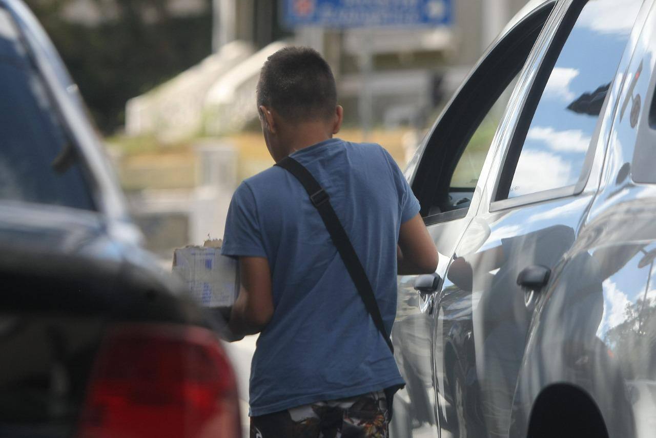Trabalho informal é umas maiores fontes de ocupação infantil, segundo quem atua nas fiscalizações