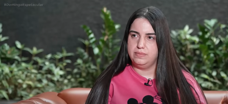 A influencer Natalia "Becker" Fabiana de Freitas afirmou que "não sabia dos riscos do procedimento"