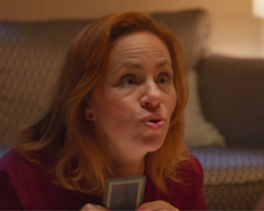 Karine Teles como Aldeíde em Vale Tudo