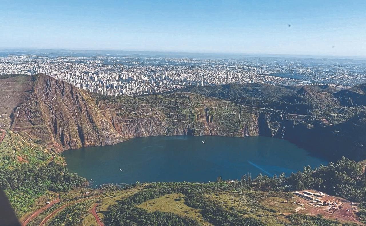 Mineração da Tamisa na Serra do Curral