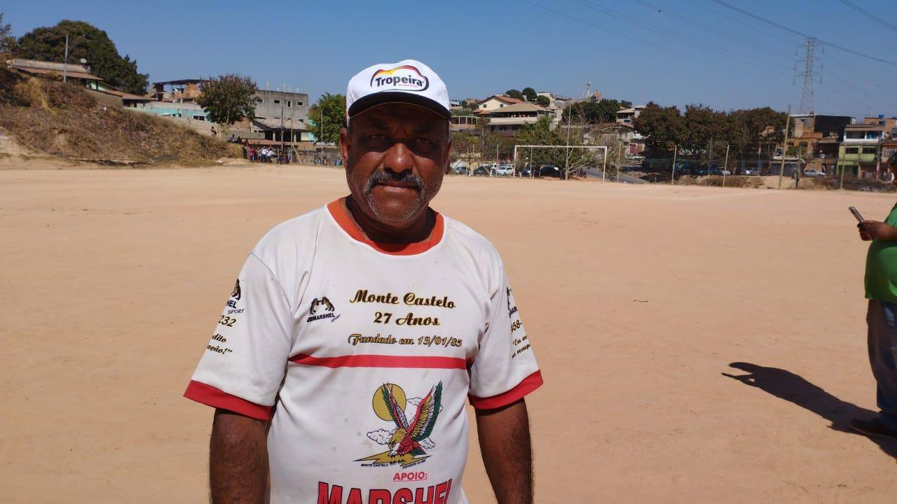 Zezé dava aula na escolinha de futebol quando o corpo foi encontrado