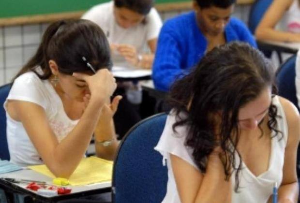 Caixa afirma que aproximadamente 50 mil estudantes assinaram contratos do Novo Fies no primeiro semestre de 2018