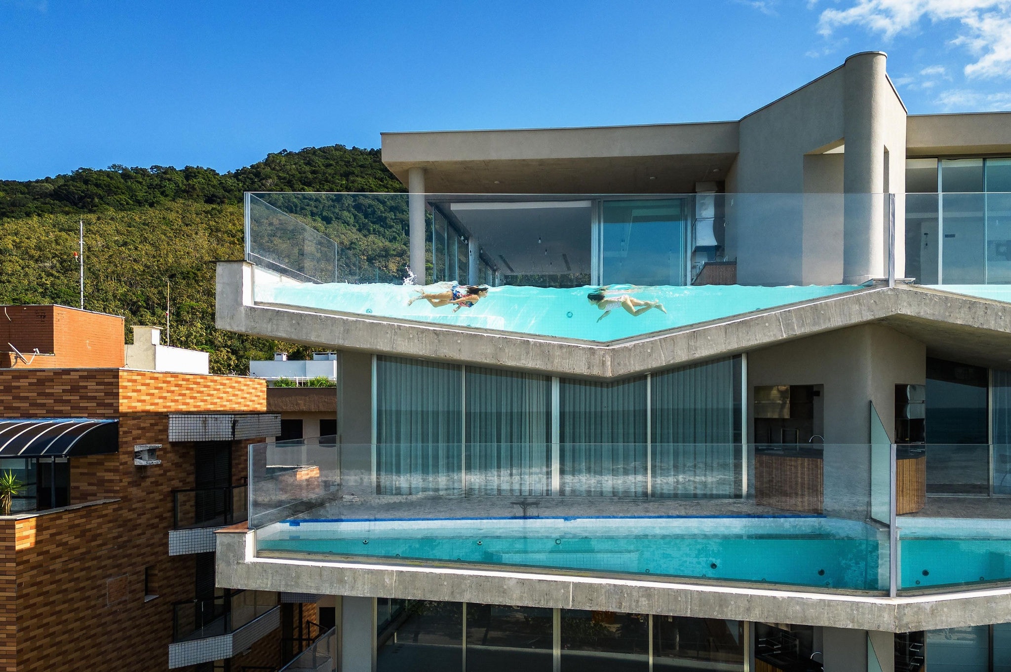 Edifício VIW Residence, em Ubatuba, da Atmosfera que se tornou ponto turístico na região
