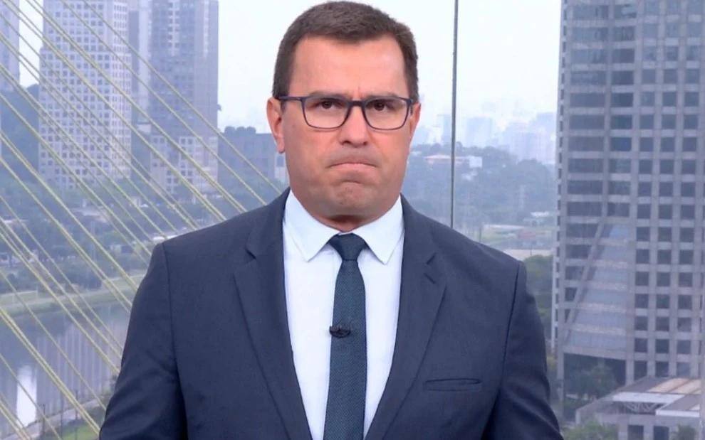 Rodrigo Bocardi durante apresentação do matinal de São Paulo