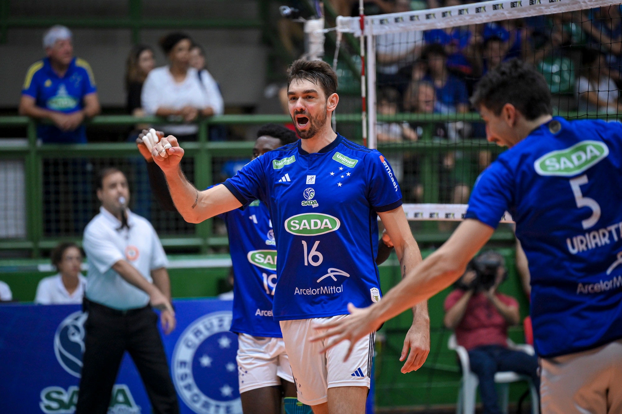 Lucão, central do Sada Cruzeiro, foi convocado para a seleção brasileira mais uma vez e já se prepara para a Liga das Nações