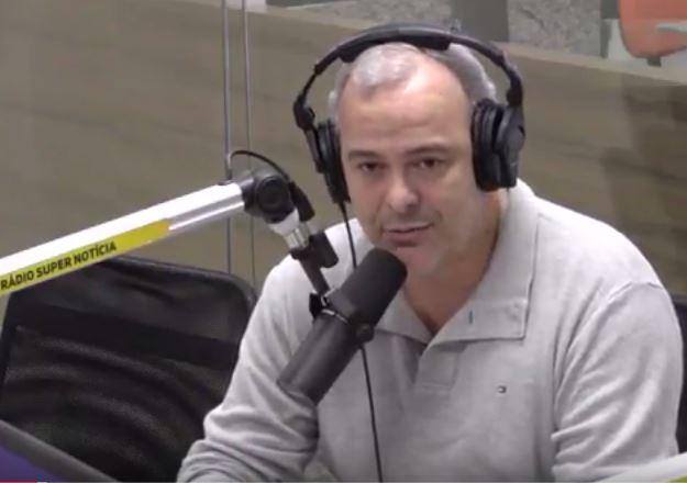 Deputado federal declarou ao "Café com Política", da Rádio Super Notícia, que a culpa da aliança entre PT e PSB é do Marcio Lacerda