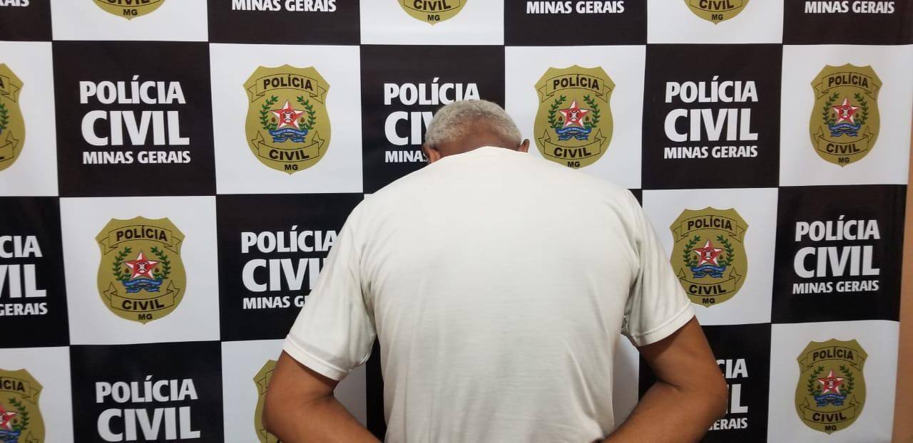 Um guarda municipal, de 55 anos, e uma dona de casa, de 63 anos, foram presos nessa segunda-feira (16) em Buritizeiro, região Norte de Minas, suspeitos de estelionato