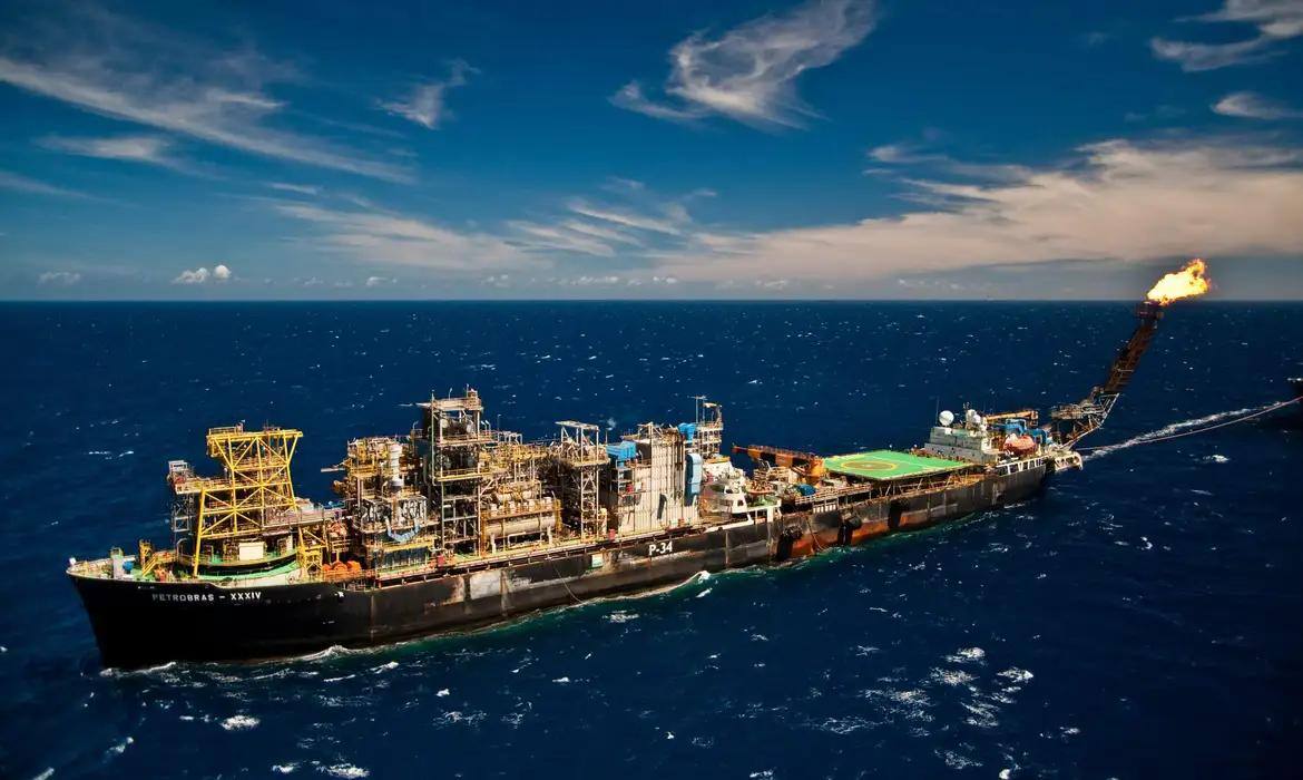 Plataforma de petróleo da Petrobras, Brasil