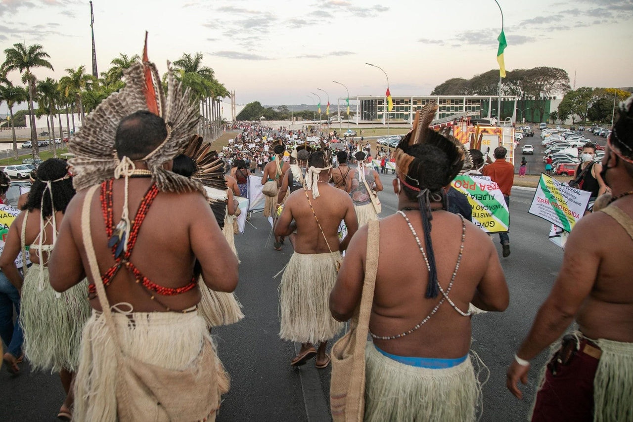 Indígenas protestam contra 'marco temporal' para demarcação de terras das aldeias