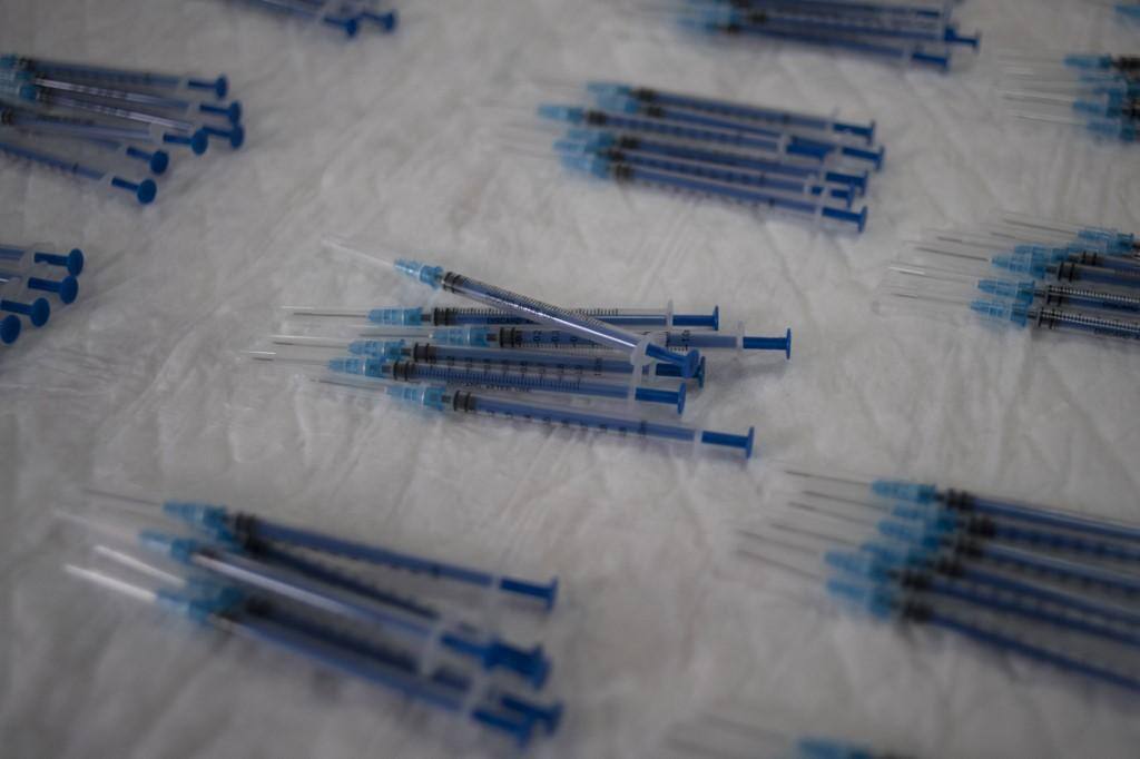 ABCVAC pediu às suas associadas que não façam reserva de vacinas com venda e precificação antes da aprovação da Anvisa