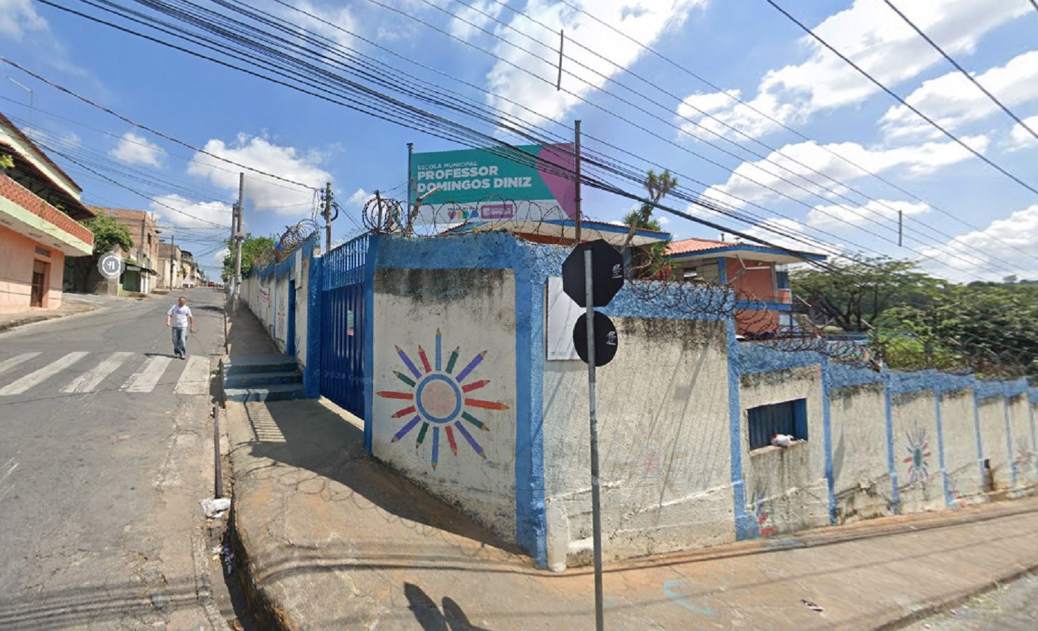 Crime foi registrado dentro de uma sala de aula na escola de Contagem