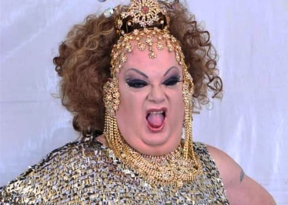 Drag queen Kaká Di Polly, pioneiro da noite paulistana e nome fundamental para a primeira edição da Parada do Orgulho LGBT