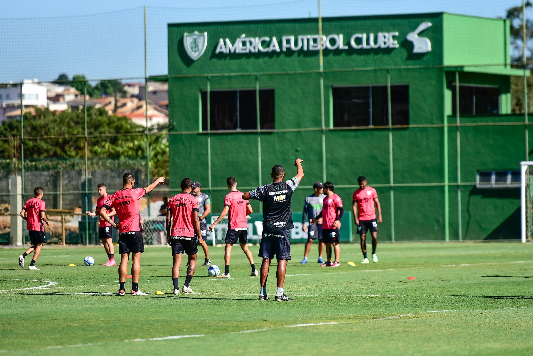 Plantel americano ganhou reforço do atacante Rodrigo Varanda para a sequência da temporada