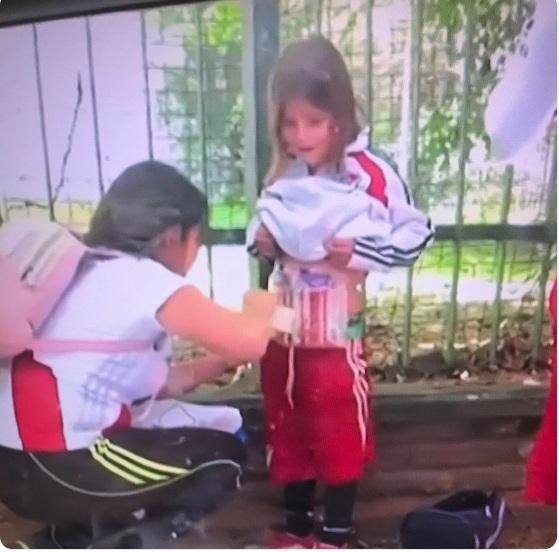 Mãe que escondeu sinalizador na filha é presa na Argentina