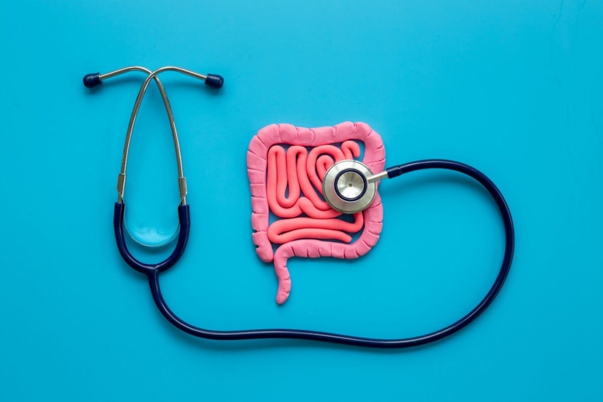 O exame de colonoscopia ajuda a diagnosticar o câncer colorretal precocemente