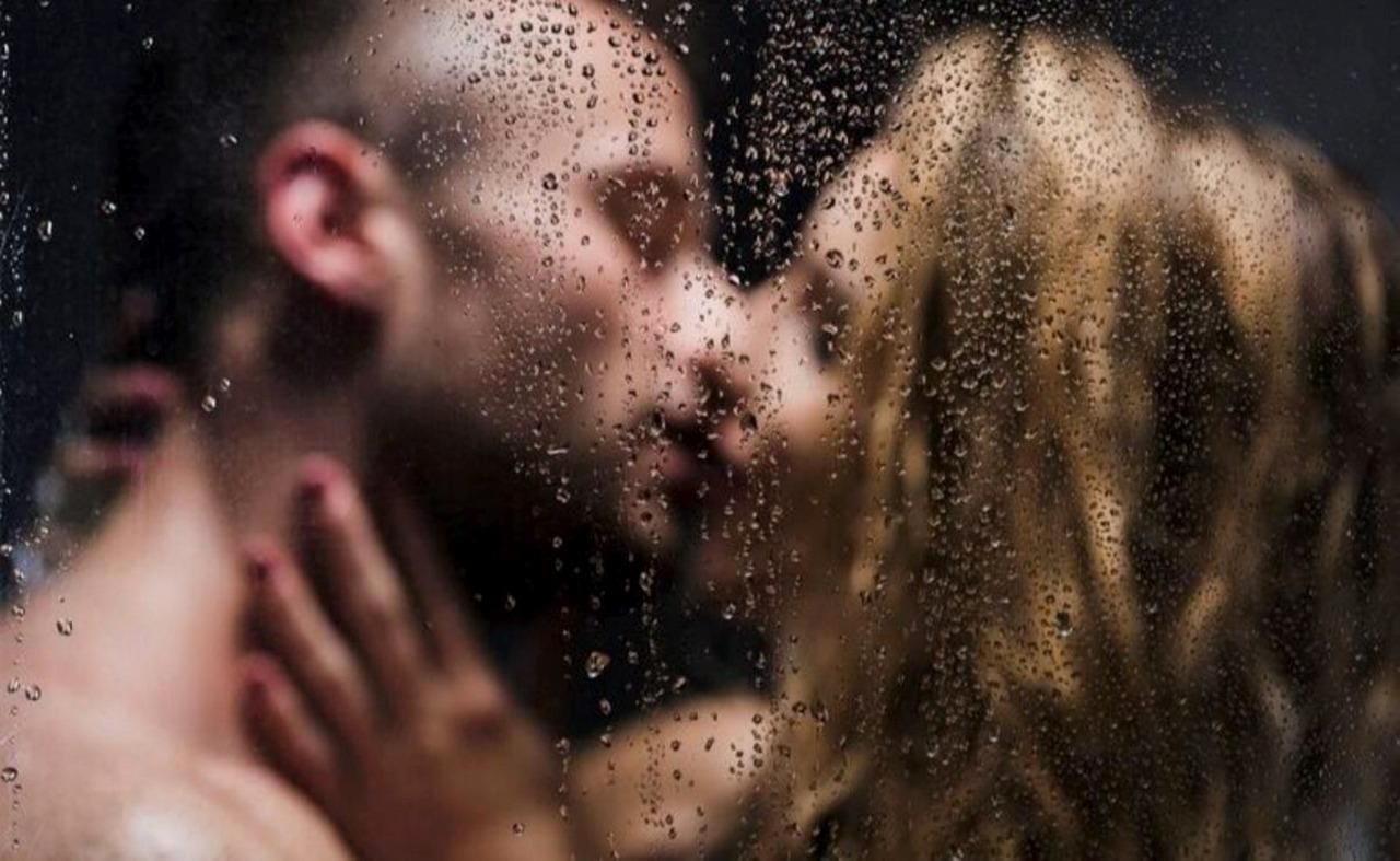Sexo no verão ou no inverno? Estação do ano pode influenciar na vida sexual