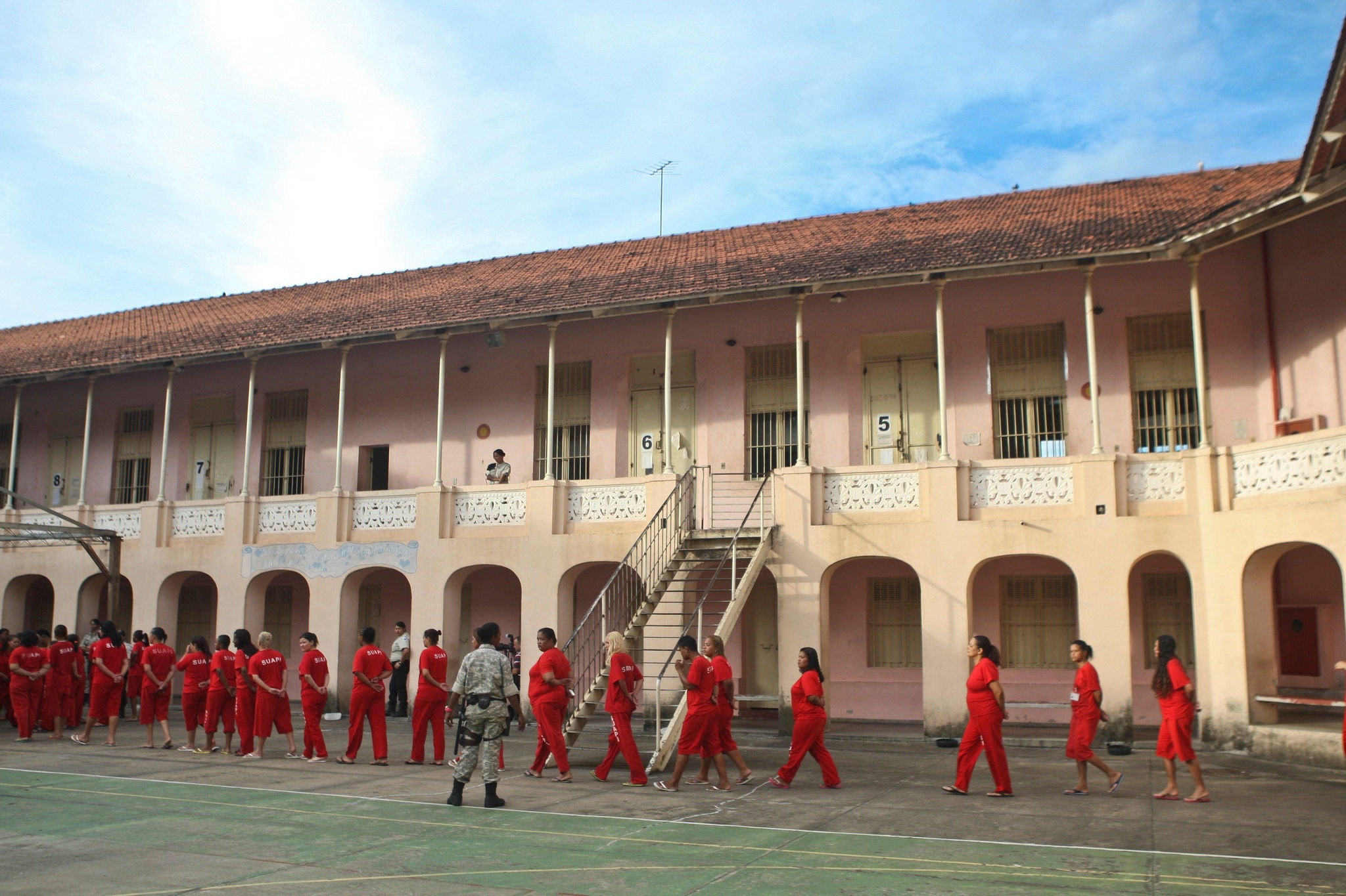 A penitenciária feminina Estevão Pinto