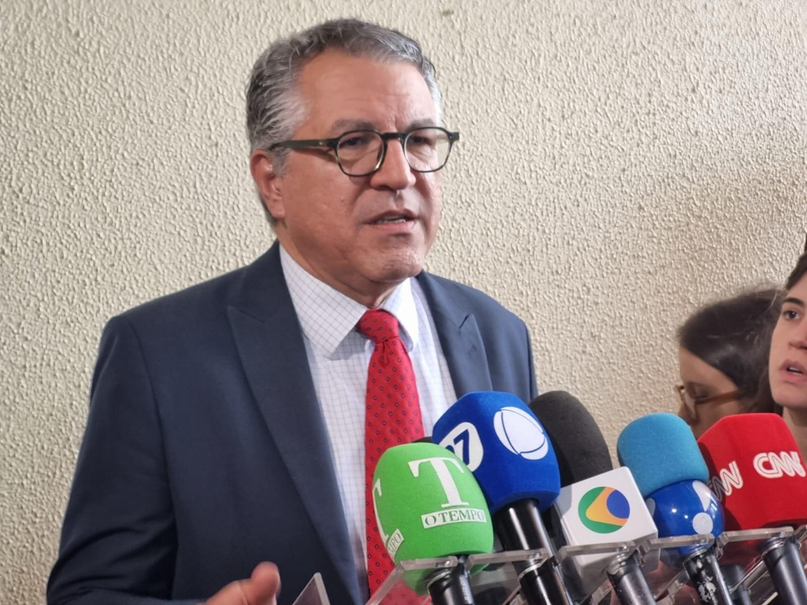 Ministro de Relações Institucionais, Alexandre Padilha.
