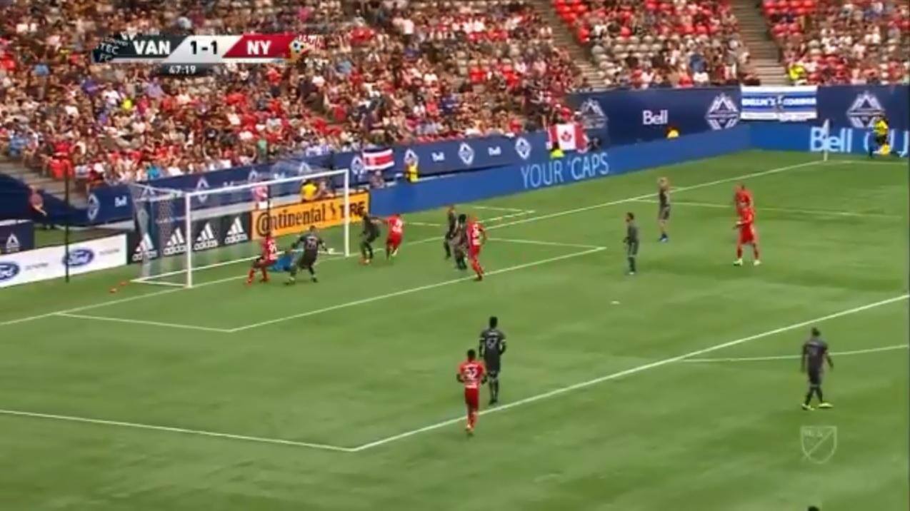 Essa defesa do goleiro na MLS será a mais incrível que você verá nesta quarta