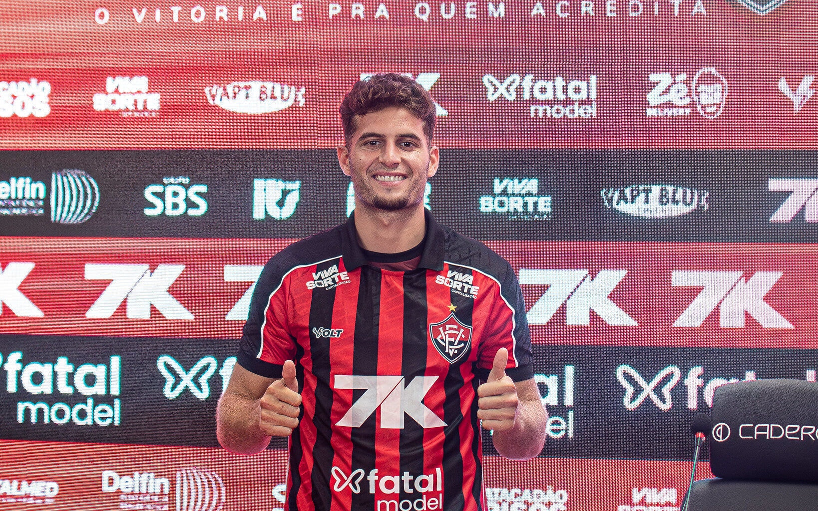 Apresentação de Rúben Rodrigues (Foto: Victor Ferreira / EC Vitória)