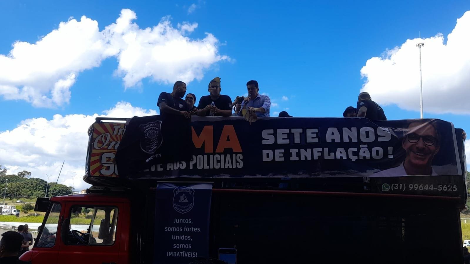 Servidores da segurança pública se manifestam nesta terça-feira (30) por reajuste das perdas inflacionárias