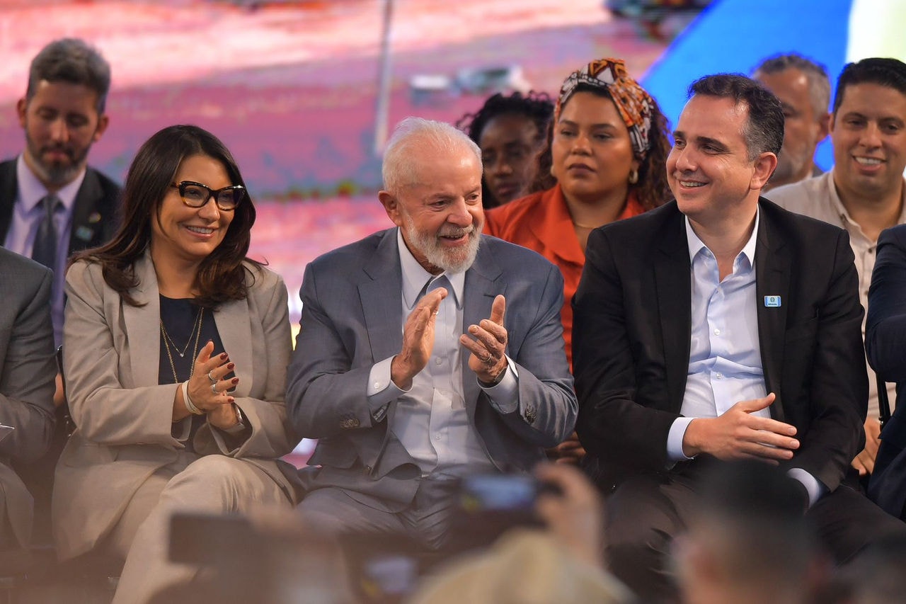 O presidente Luiz Inácio Lula da Silva (PT) e o presidente do Senado Rodrigo Pacheco (PSD)
