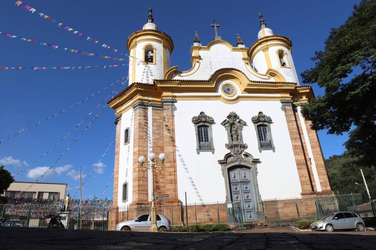 Santuário fica no centro da cidade