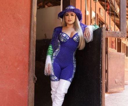 deolane bezerra