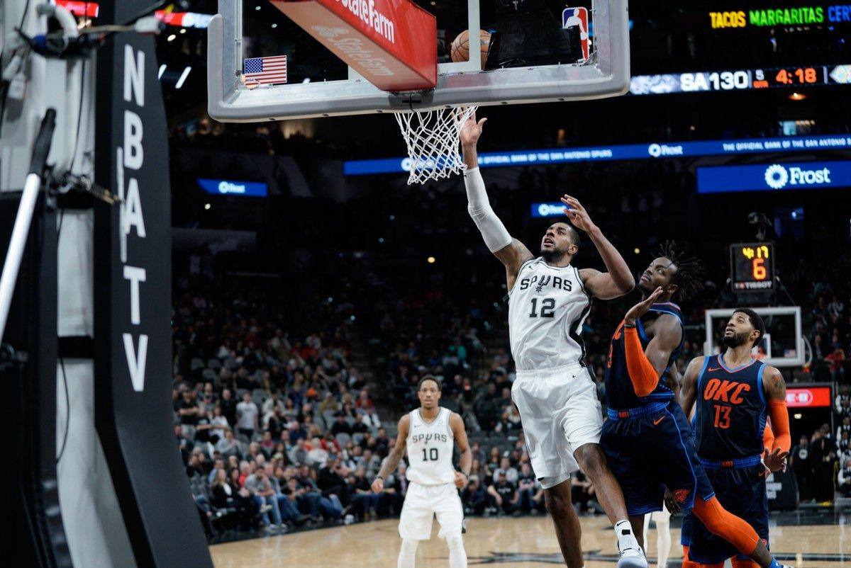 LaMarcus Aldridge anotou incríveis 56 pontos para o San Antonio, sua maior marca na carreira