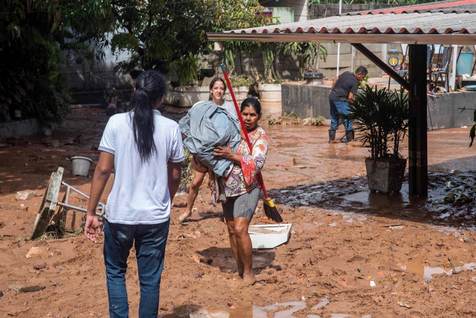 Projeto de lei prevê o pagamento de um seguro emergencial para as vítimas de desastres naturais causados pelas chuvas