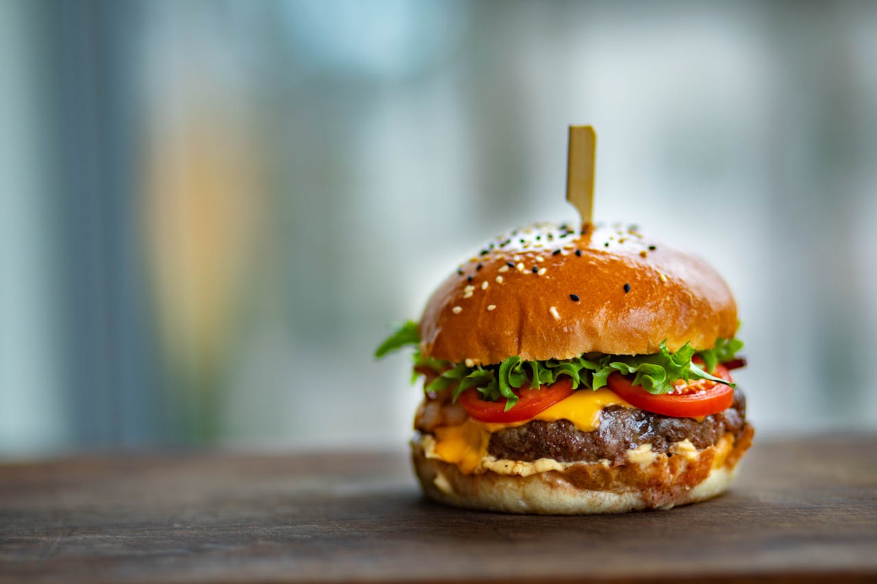 Dia do Hambúrguer: 4 receitas saudáveis para fazer em casa