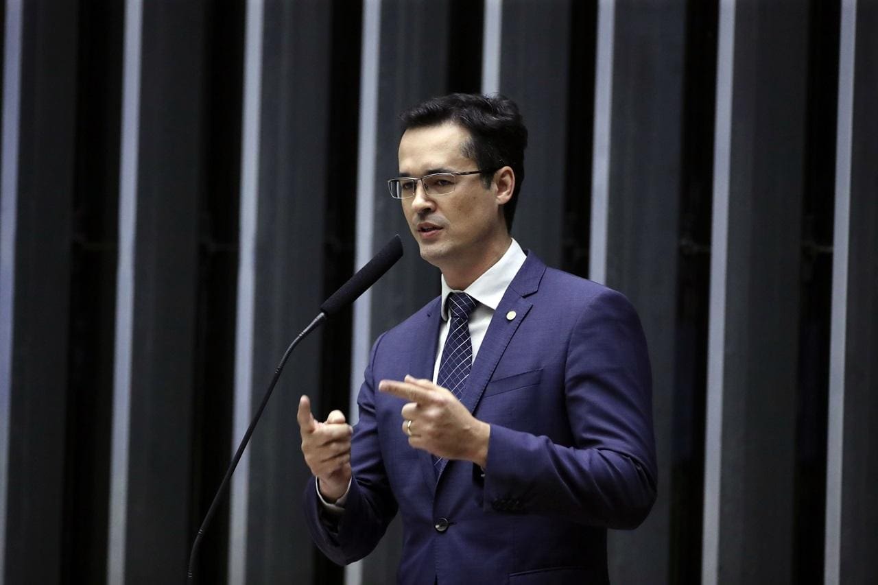 Deltan Dallagnol teve o mandato de deputado cassado menos de quatro meses depois de tomar posse