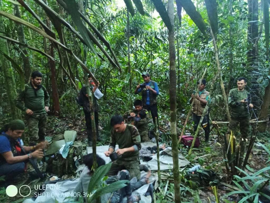 Crianças encontradas na Amazônia Colombiana