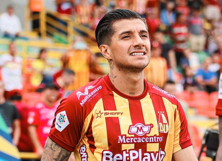 Yeison Guzmán tem contrato ativo com o Deportes Tolima, da Colômbia