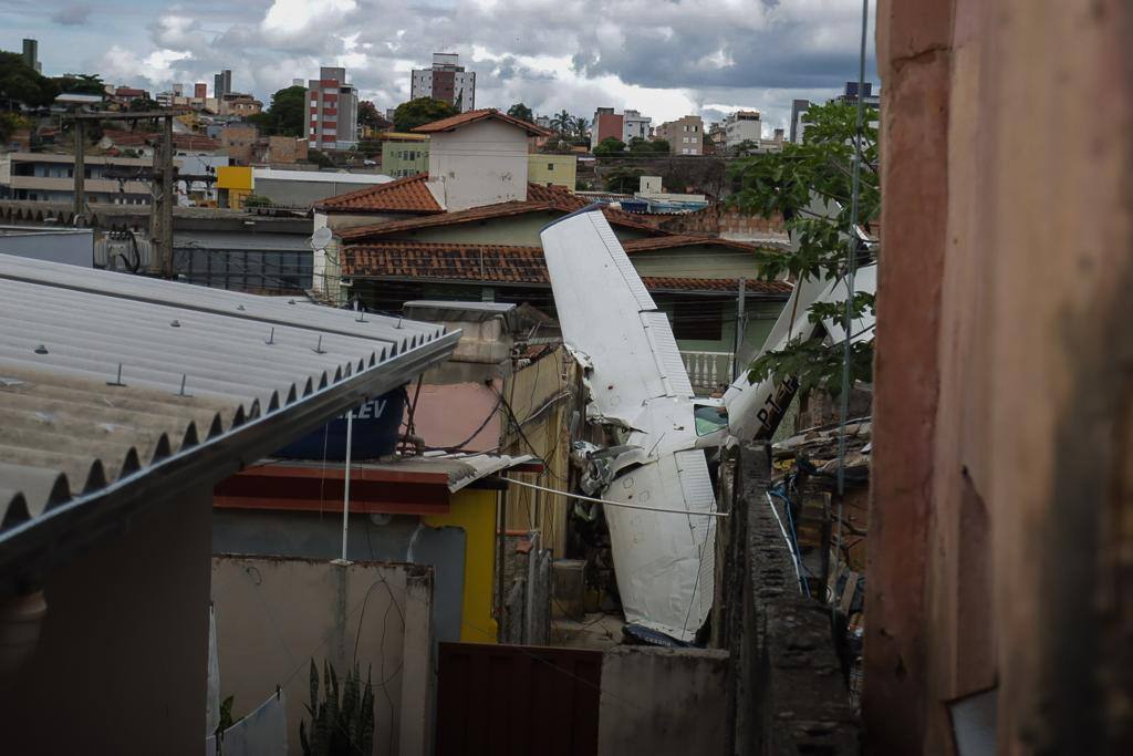 Avião
