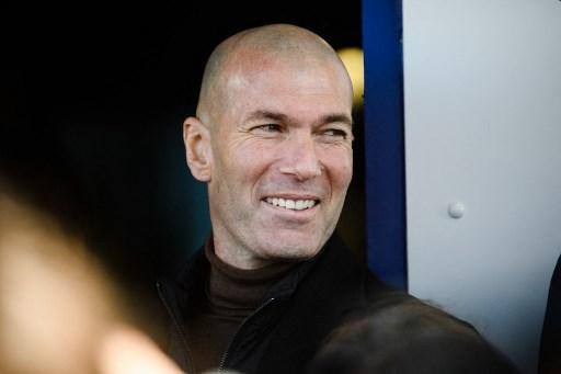 Zidane deu fim ao suspense e rejeitou possível oferta do PSG