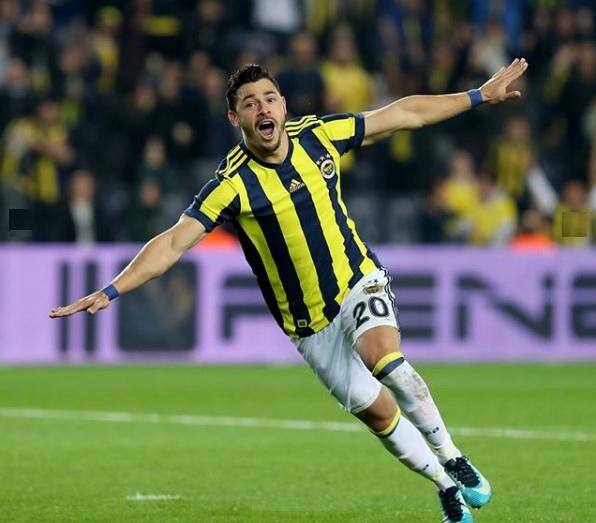 Giuliano teve uma boa passagem pelo Fenerbahçe, da Turquia