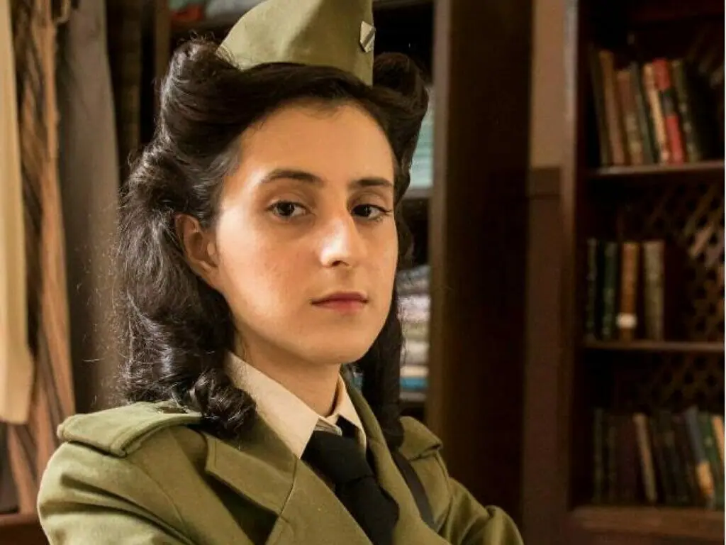 Mariana (Carol Romano) em Além da Ilusão