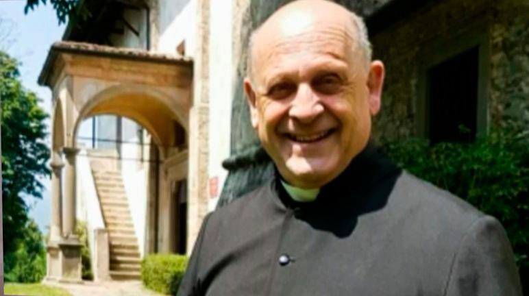 Padre italiano
