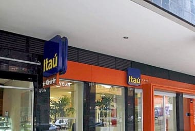 ASSALTO NO ITAU
