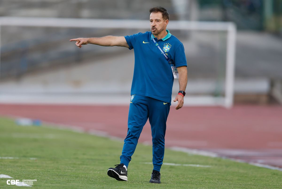 Ramon Menezes comanda a Seleção Brasileira Sub-20
