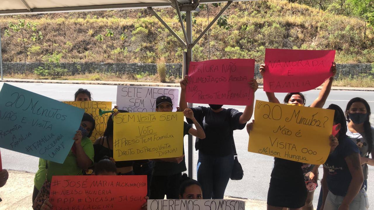 Familiares de presos protestamjpeg