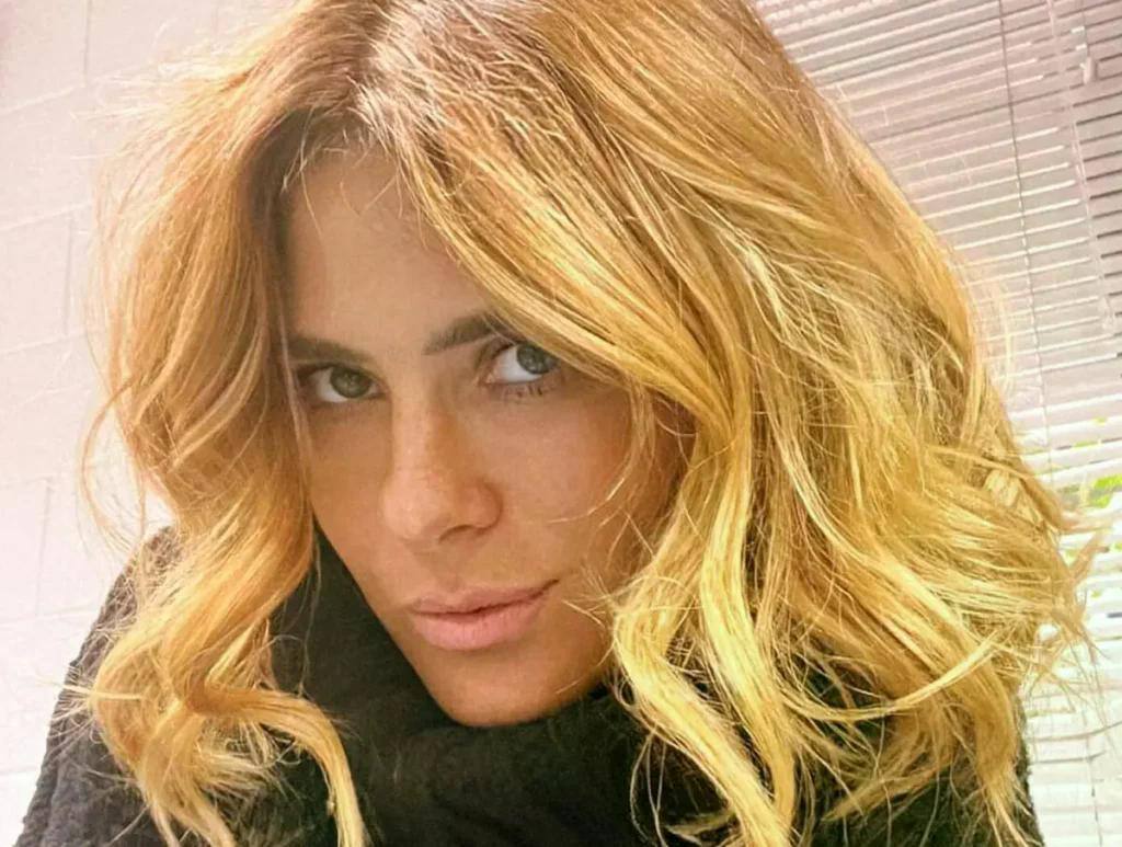 Carolina Dieckmann relembra como foi raspar o cabelo em ‘Laços de Família’: “Todos já sabiam”