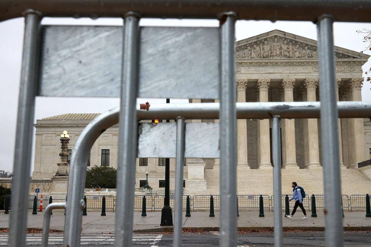 De acordo com o centro de estudos para o progresso americano (CAP), que defende o programa, quase 300 mil pessoas a mais poderão se beneficiar da decisão da justiça